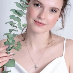 Schmuckladen AMOONIC Kleeblattkette "Great Luck" Herzanhänger mit Zirkonia - Glücks^ Schmuck
