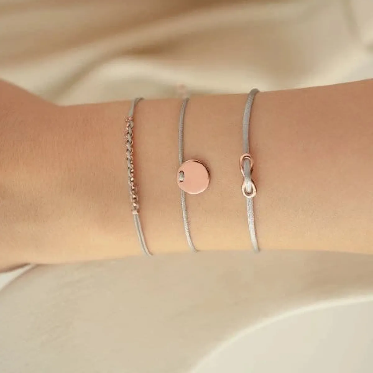 Schmuckladen Freundschafts-Armband "Best Sis" | individuell gravierbar^ Edelstahl Armbänder|Stoffarmbänder