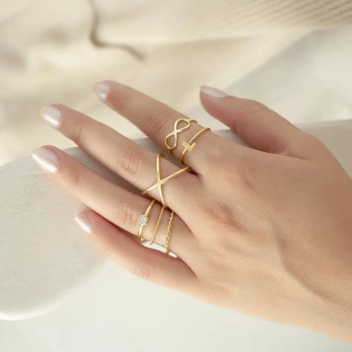 Schmuckladen Ring mit Buchstabe "L"^ Vergoldete Ringe|Buchstabenringe